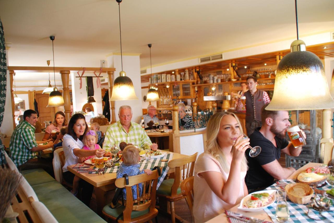 Traditions-Gasthaus Bayrischer Hof Leutkirch im Allgäu Exteriör bild